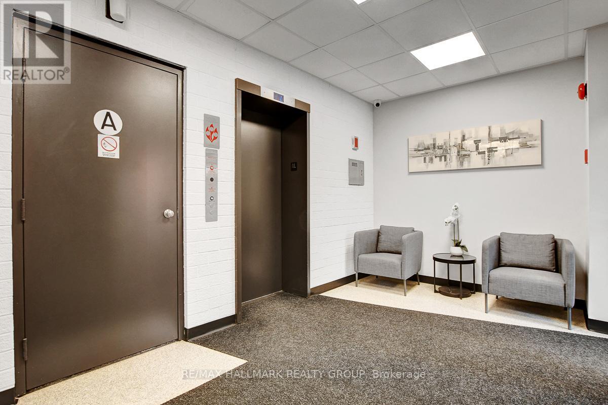 504 - 222 Guigues Avenue, Ottawa, Ontario  K1N 5J2 - Photo 4 - X12402137