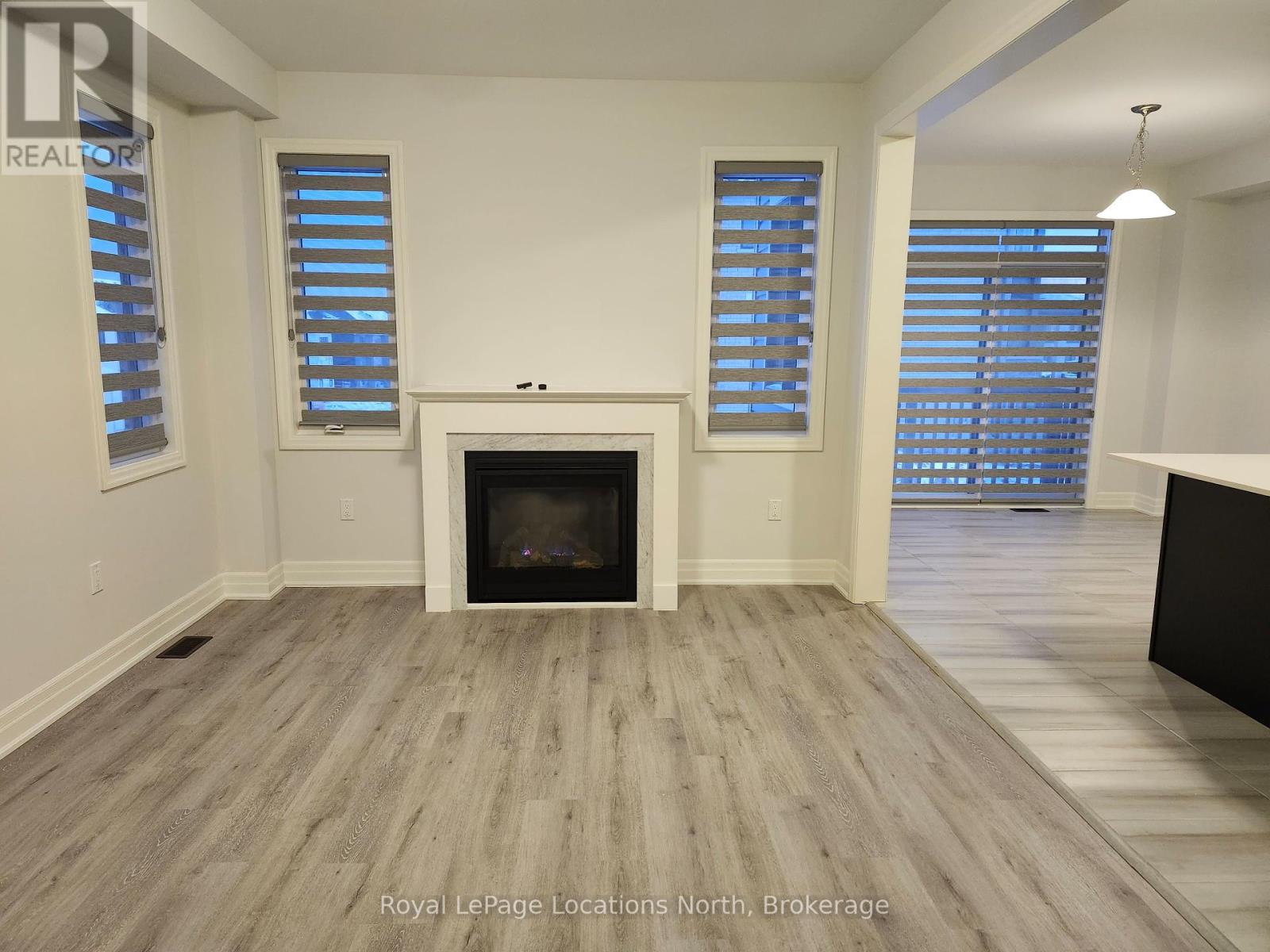 37 Federica Crescent, Wasaga Beach, Ontario L9Z 0N5 - Photo 10 - S12402094