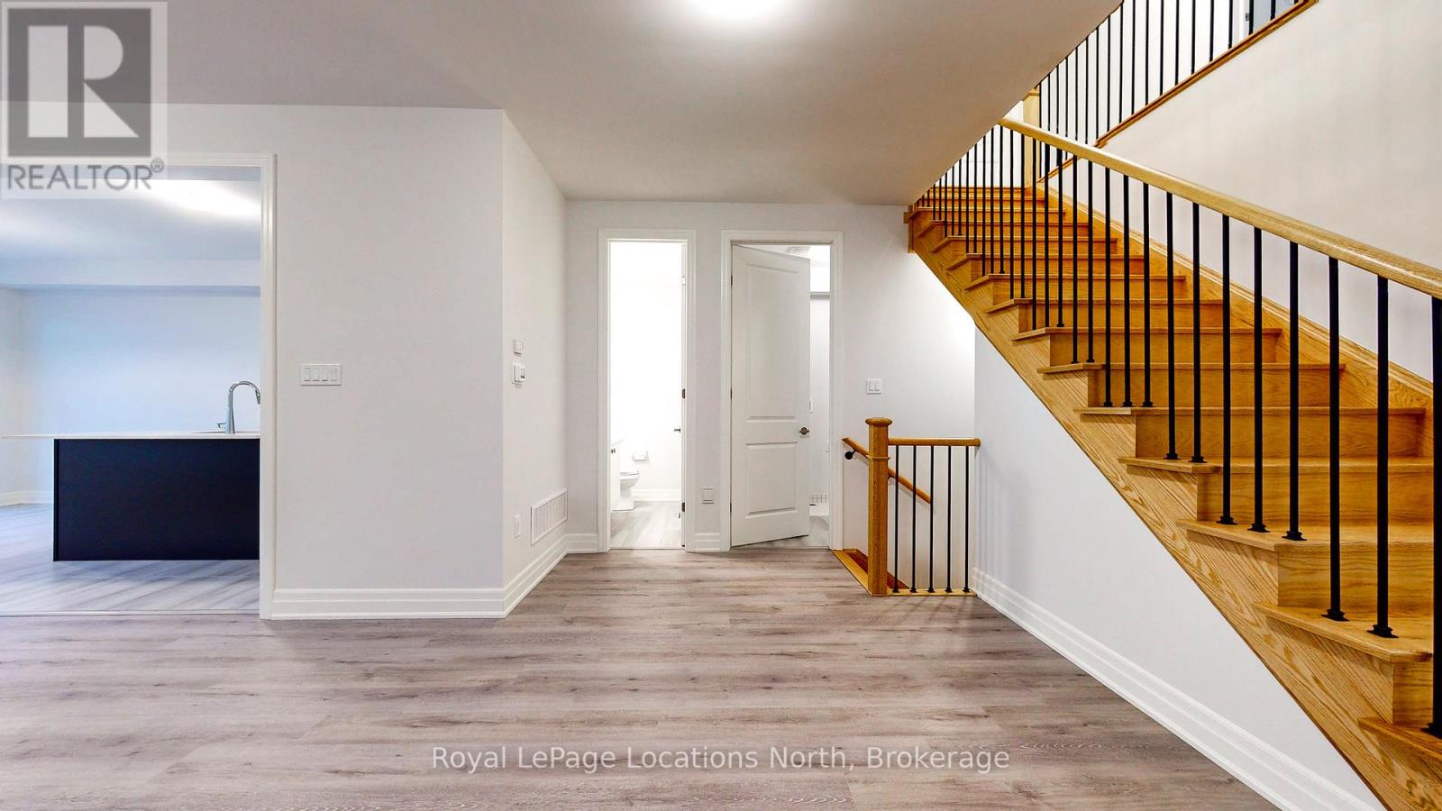 37 Federica Crescent, Wasaga Beach, Ontario  L9Z 0N5 - Photo 35 - S12402140