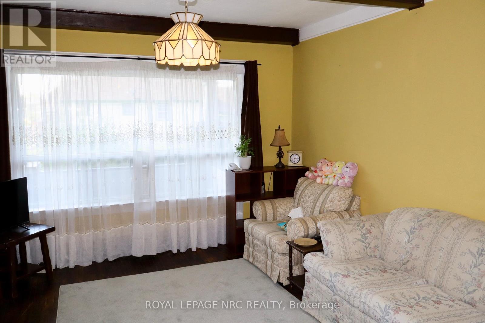 5322 Heywood Avenue, Niagara Falls, Ontario  L2E 4V6 - Photo 14 - X12402134