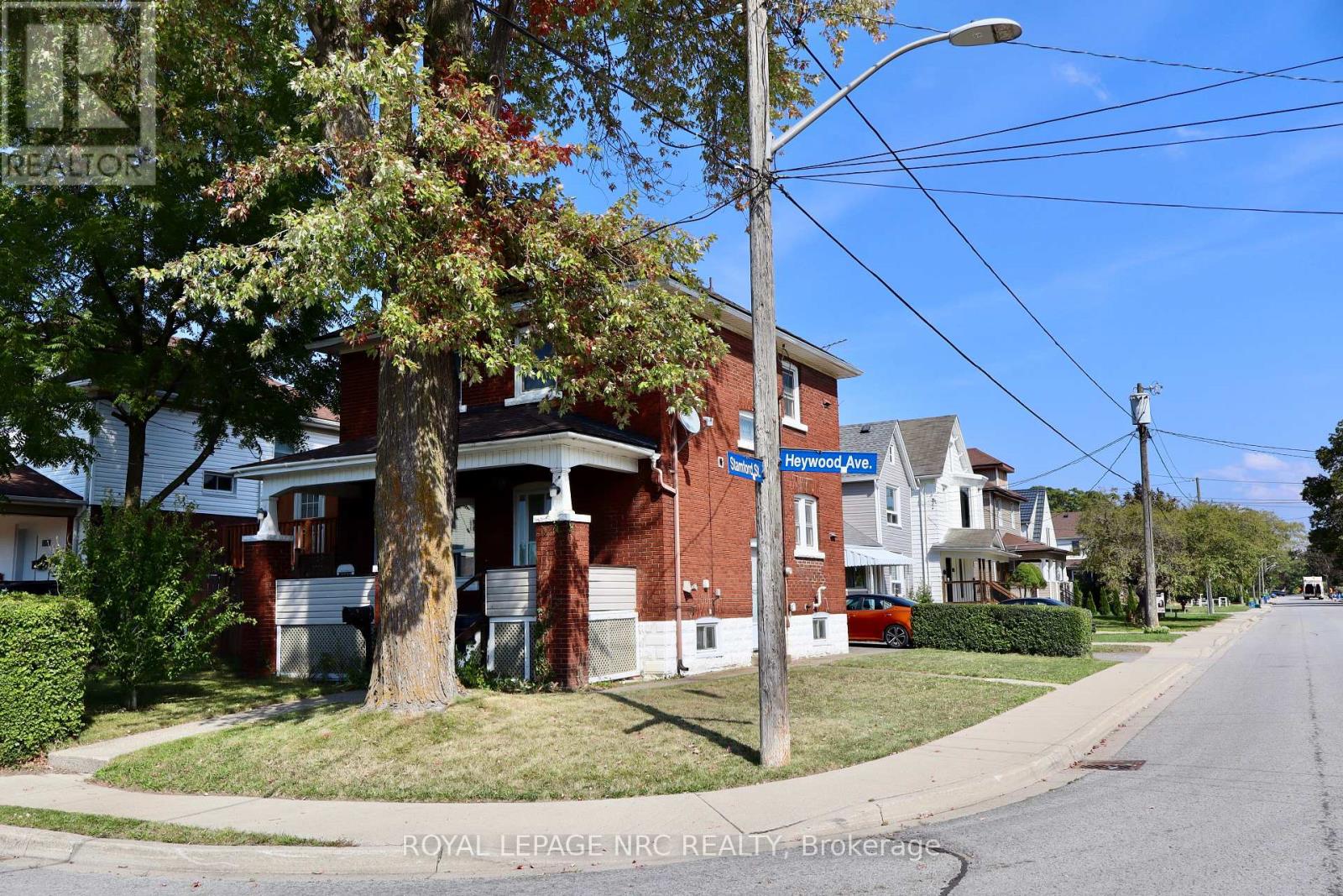 5322 Heywood Avenue, Niagara Falls, Ontario  L2E 4V6 - Photo 2 - X12402134