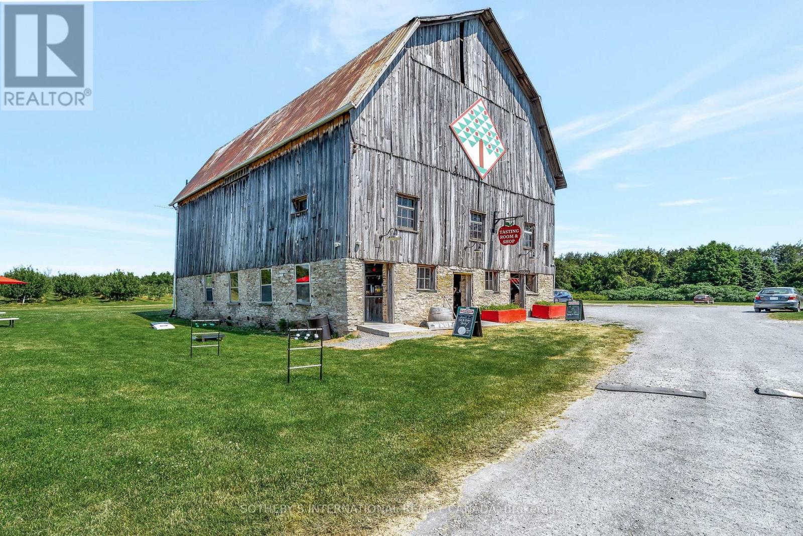 657 Bongards Cross Road, Prince Edward County, Ontario  K0K 2T0 - Photo 25 - X12402083