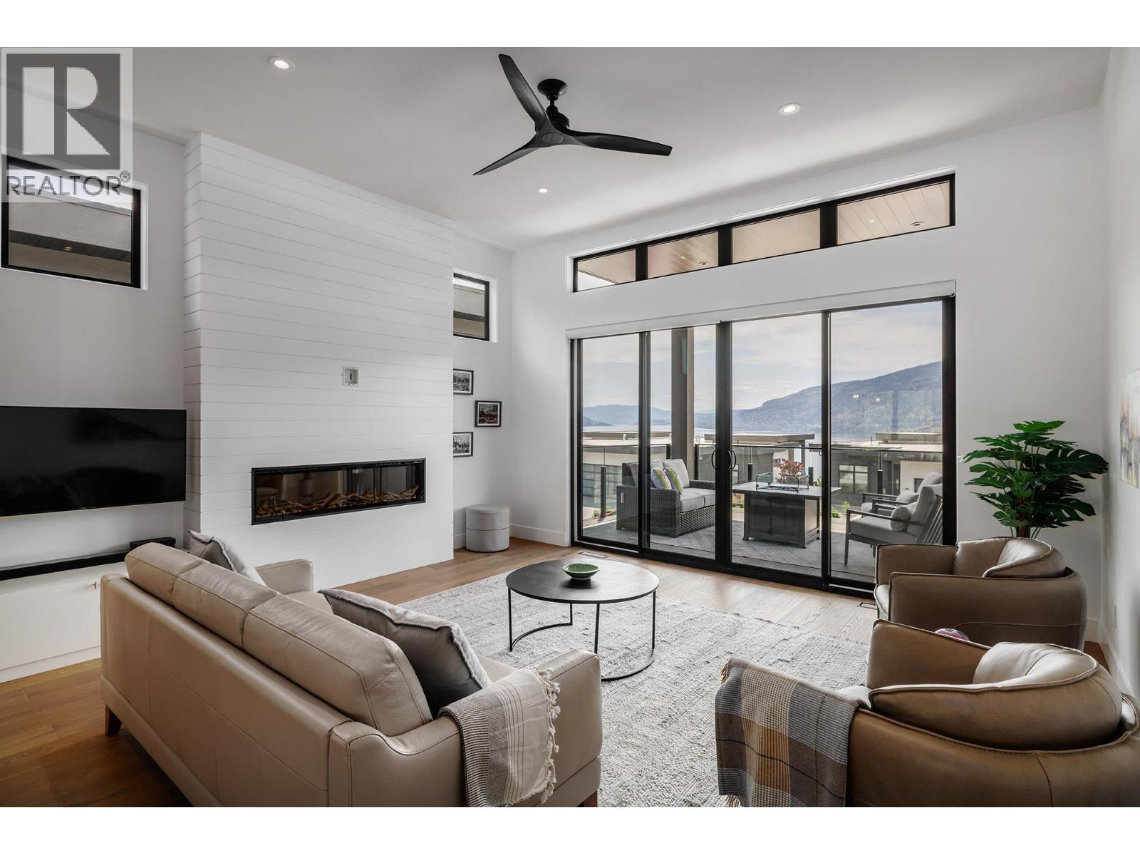 9201 Okanagan Centre Road W Unit# 22, Lake Country, British Columbia  V4V 0B8 - Photo 4 - 10358069