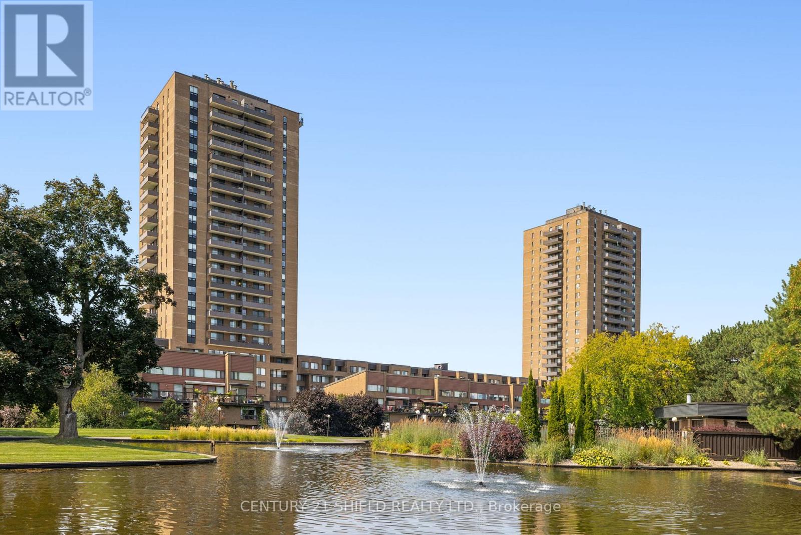 2102 - 505 ST LAURENT BOULEVARD, Ottawa, Ontario