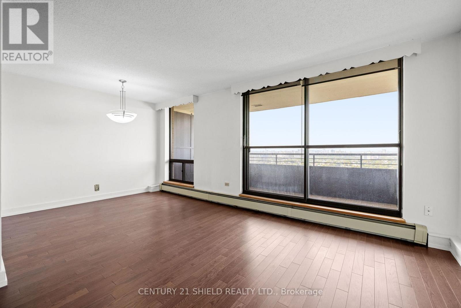 2102 - 505 St Laurent Boulevard, Ottawa, Ontario  K1K 3X4 - Photo 10 - X12402131