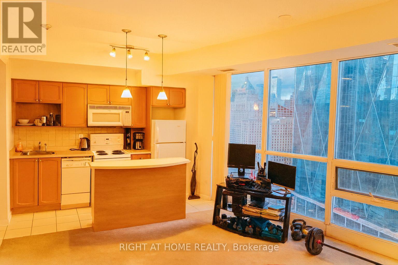 2404 - 18 YONGE STREET, Toronto, Ontario