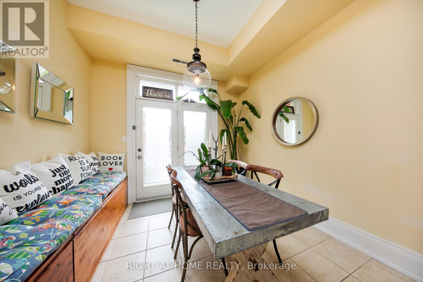 10 - 120 Bronte Road, Oakville, Ontario  L6L 3C1 - Photo 13 - W12401440