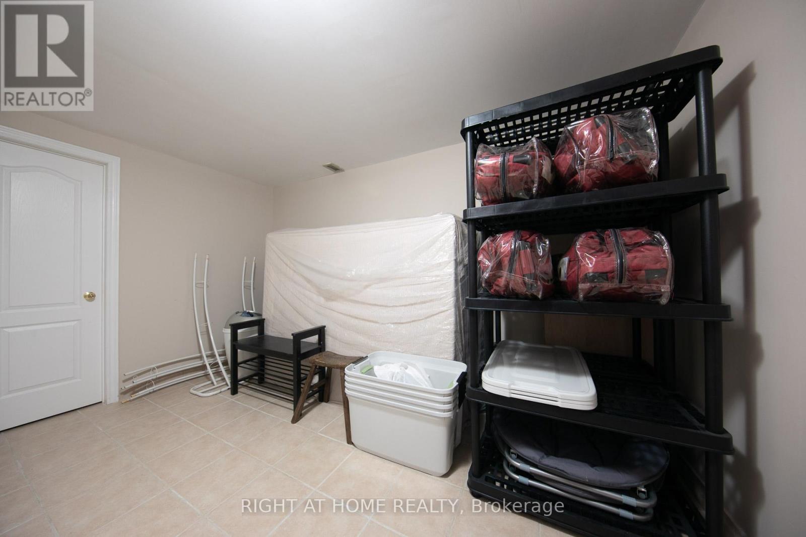 10 - 120 Bronte Road, Oakville, Ontario  L6L 3C1 - Photo 39 - W12401440