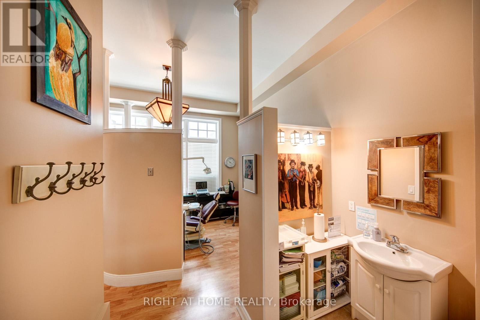 10 - 120 Bronte Road, Oakville, Ontario  L6L 3C1 - Photo 34 - W12401440