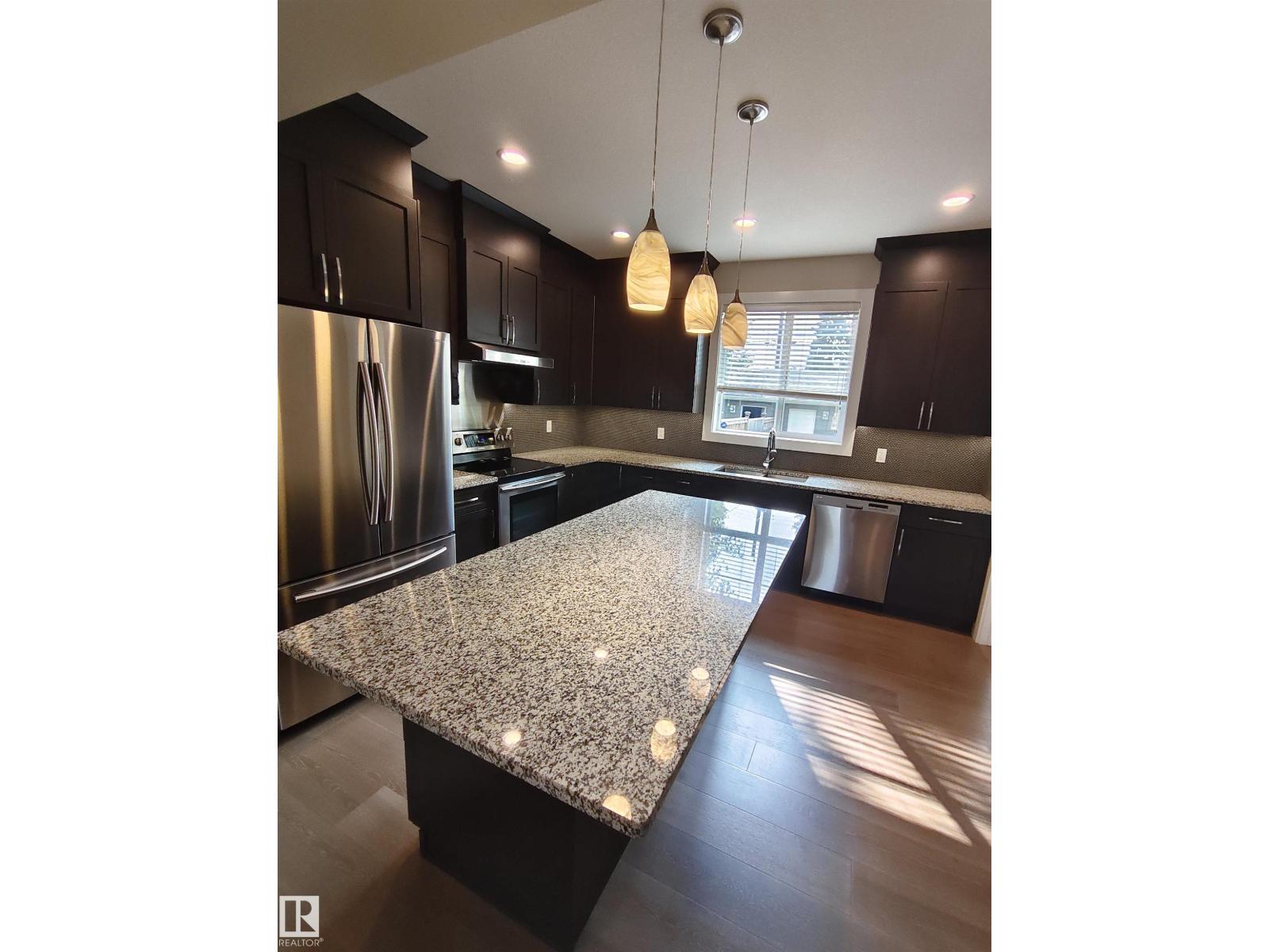 9527 75 Av Nw, Edmonton, Alberta  T6E 1H5 - Photo 13 - E4457693