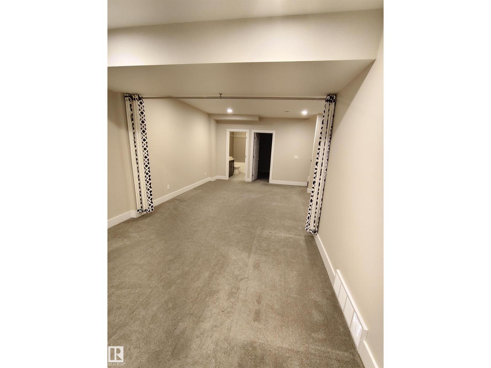 9527 75 Av Nw, Edmonton, Alberta  T6E 1H5 - Photo 33 - E4457693