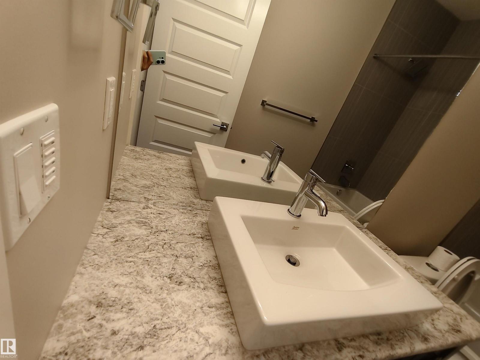 9527 75 Av Nw, Edmonton, Alberta  T6E 1H5 - Photo 36 - E4457693