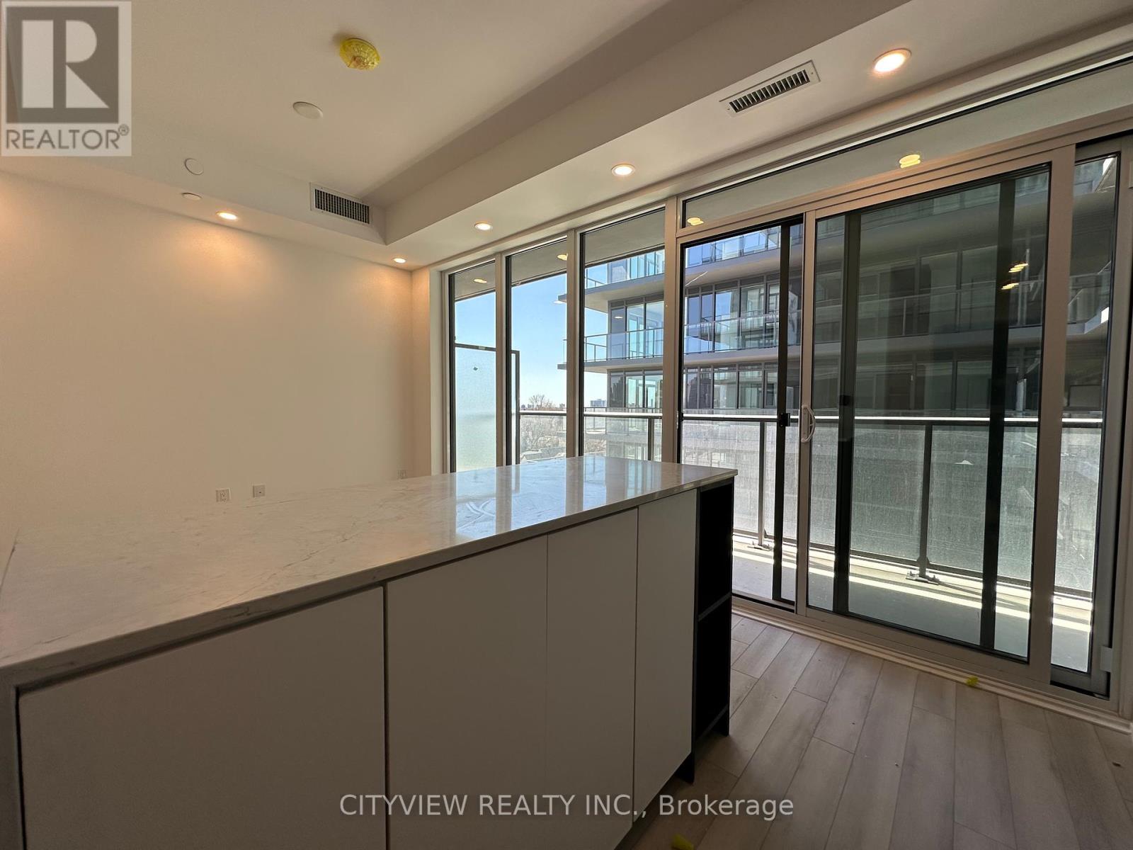 518 - 500 Dupont Street, Toronto, Ontario  M6G 1Y7 - Photo 10 - C12402095