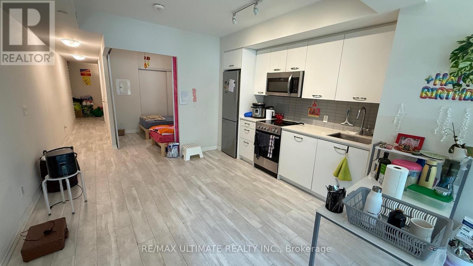 301 - 1630 Queen Street E, Toronto, Ontario  M4L 0B3 - Photo 11 - E12402119