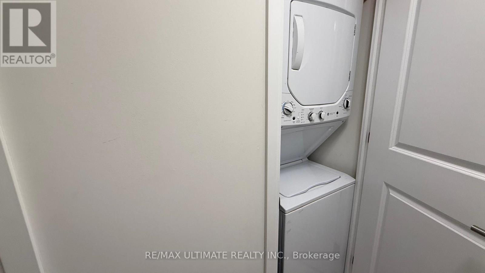 301 - 1630 Queen Street E, Toronto, Ontario  M4L 0B3 - Photo 16 - E12402119