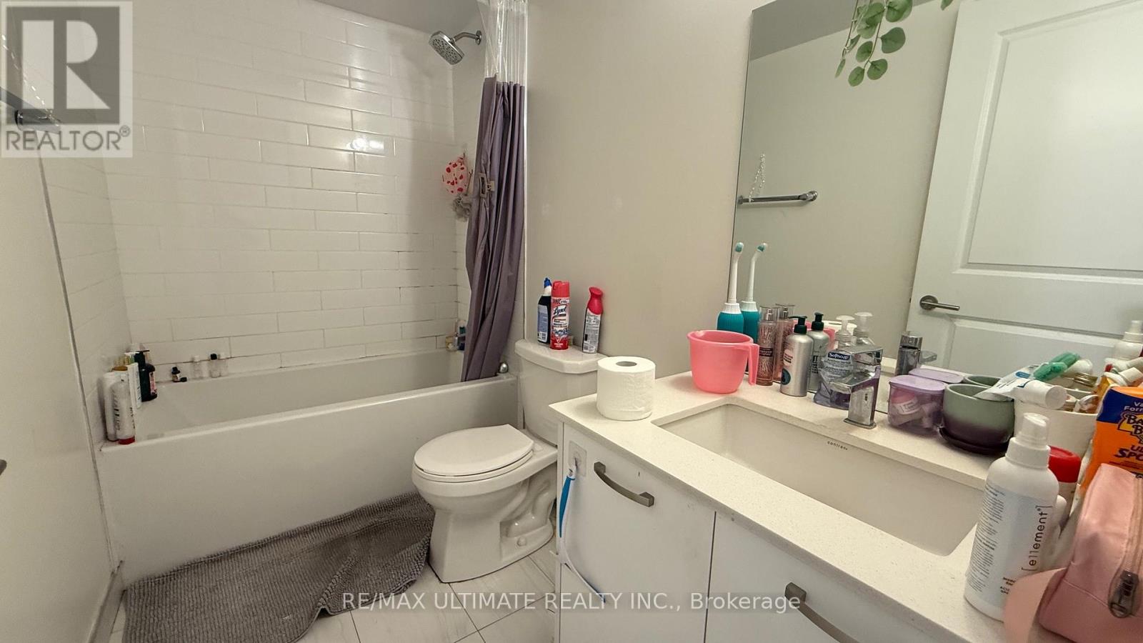 301 - 1630 Queen Street E, Toronto, Ontario  M4L 0B3 - Photo 17 - E12402119