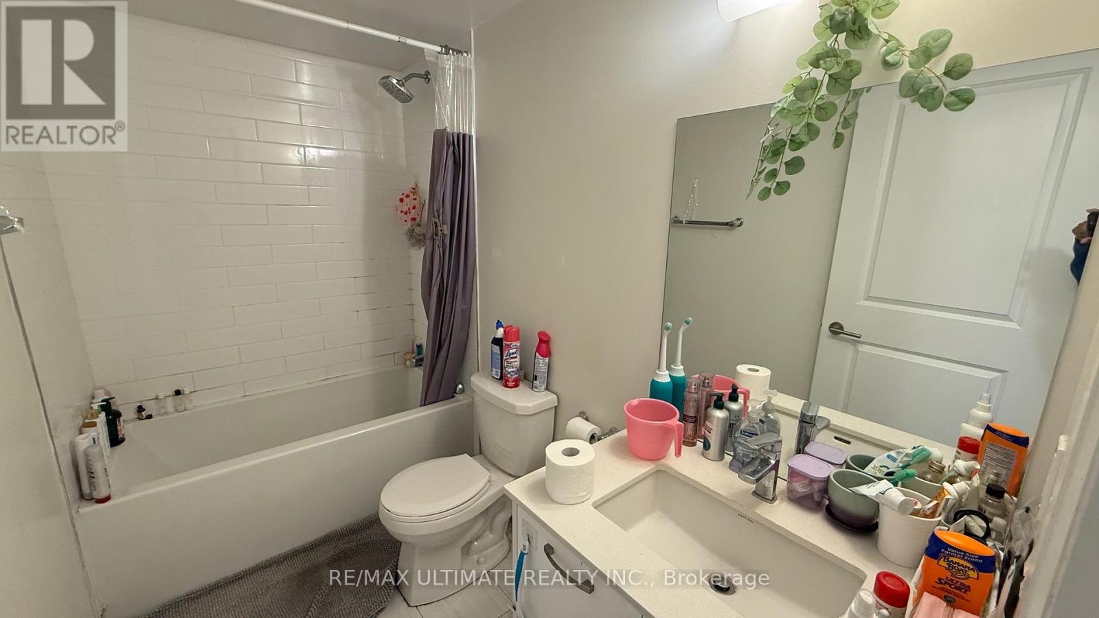 301 - 1630 Queen Street E, Toronto, Ontario  M4L 0B3 - Photo 18 - E12402119