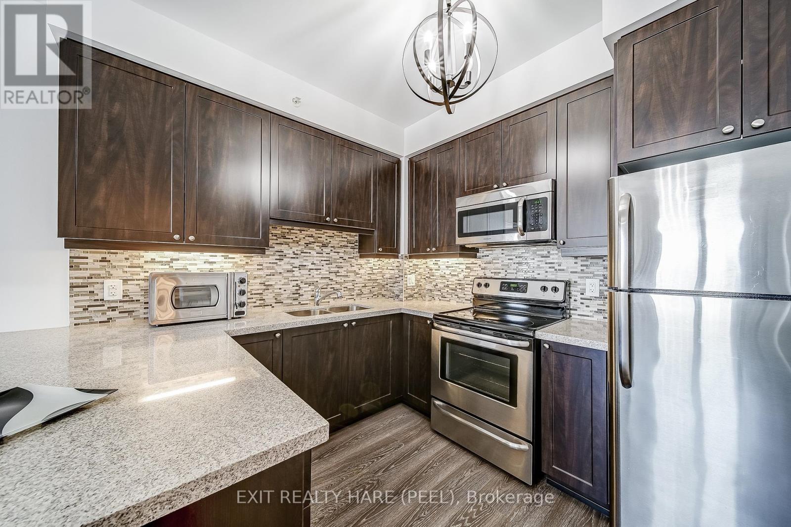 706 - 12 Woodstream Boulevard, Vaughan, Ontario  L4L 8C3 - Photo 15 - N12400142