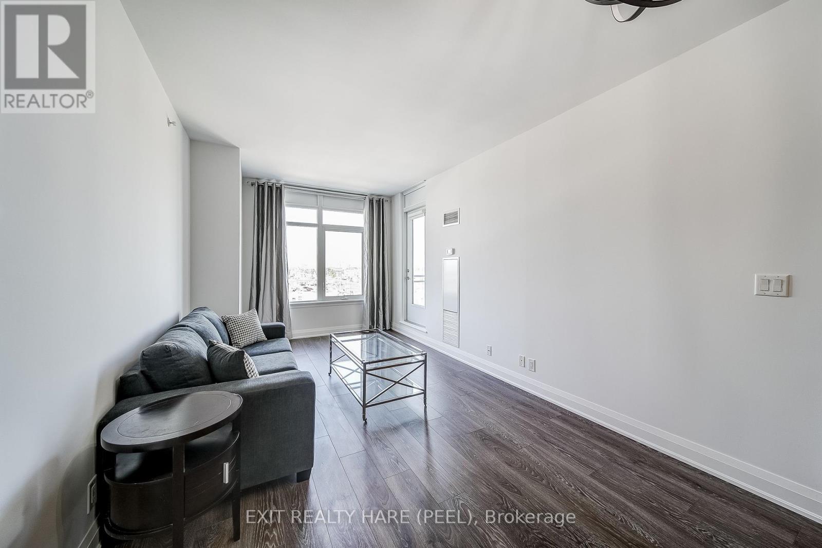 706 - 12 Woodstream Boulevard, Vaughan, Ontario  L4L 8C3 - Photo 17 - N12400142