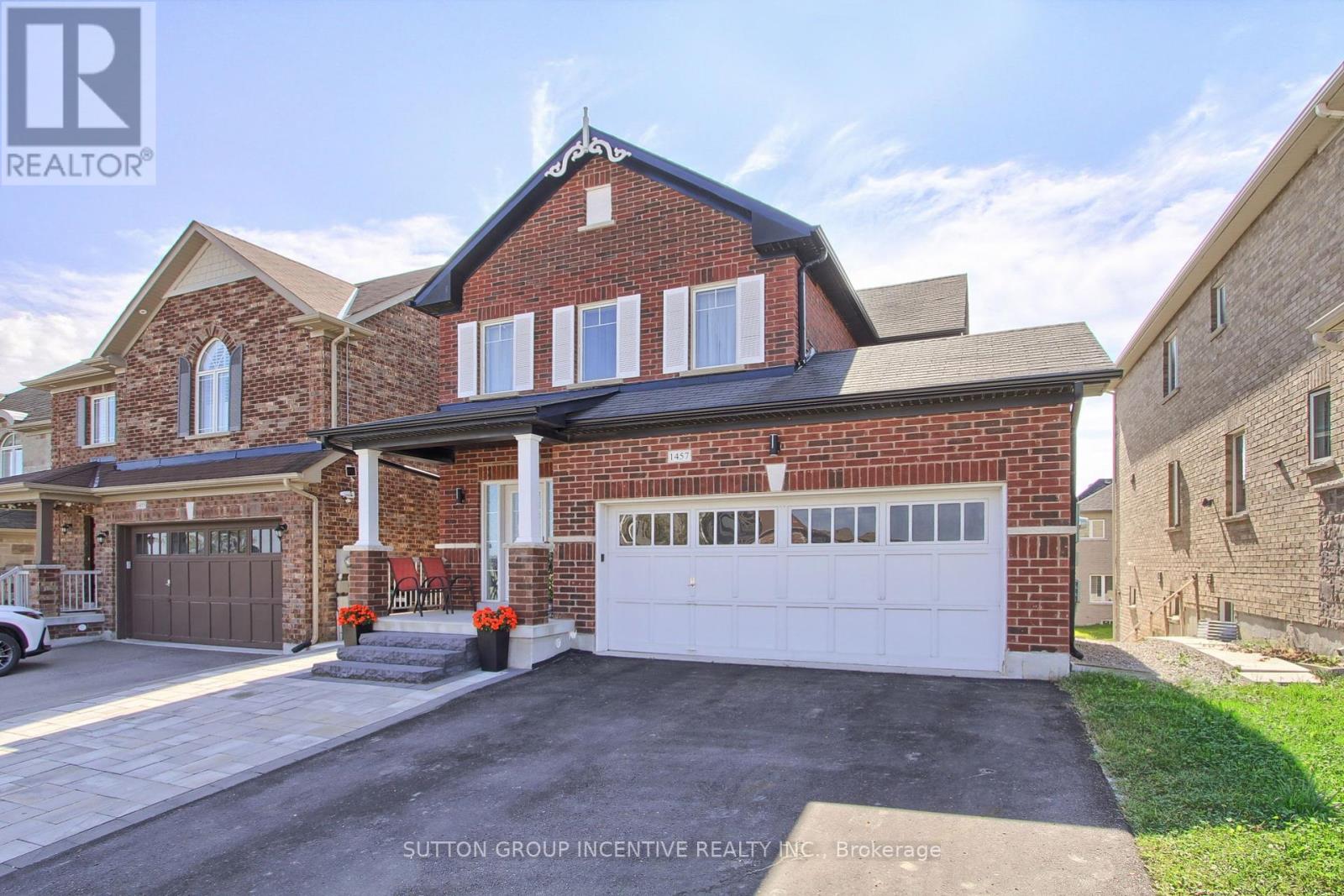 1457 LORMEL GATE AVENUE, Innisfil, Ontario