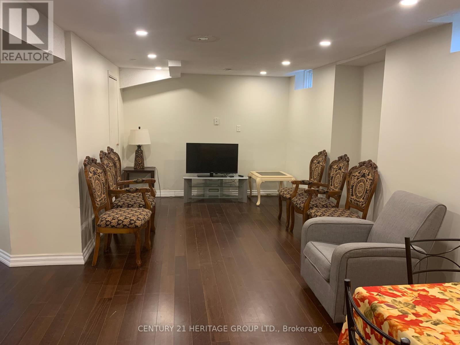 Basement - 964 Ferndale Crescent, Newmarket, Ontario  L3Y 6B7 - Photo 5 - N12402126