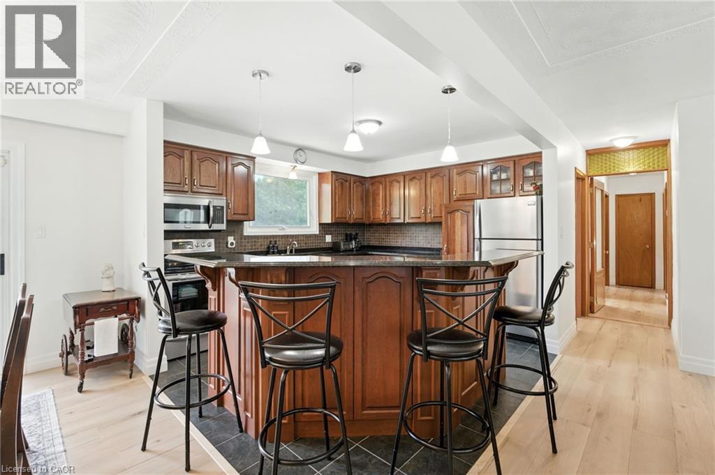 20 Woodside Drive, Hamilton, Ontario  L8T 1C3 - Photo 9 - 40769572
