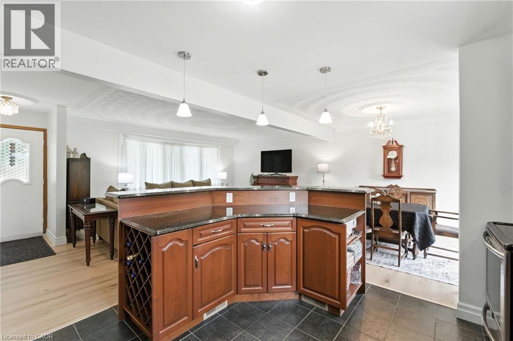 20 Woodside Drive, Hamilton, Ontario  L8T 1C3 - Photo 11 - 40769572