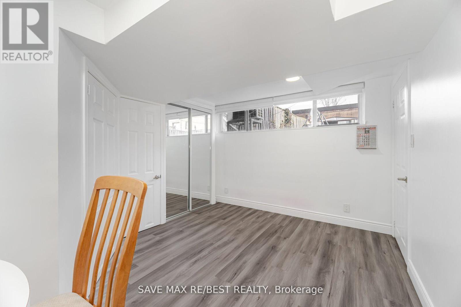 29 Brookmere Road, Toronto (Rexdale-Kipling), Ontario  M9W 2X5 - Photo 31 - W12402136