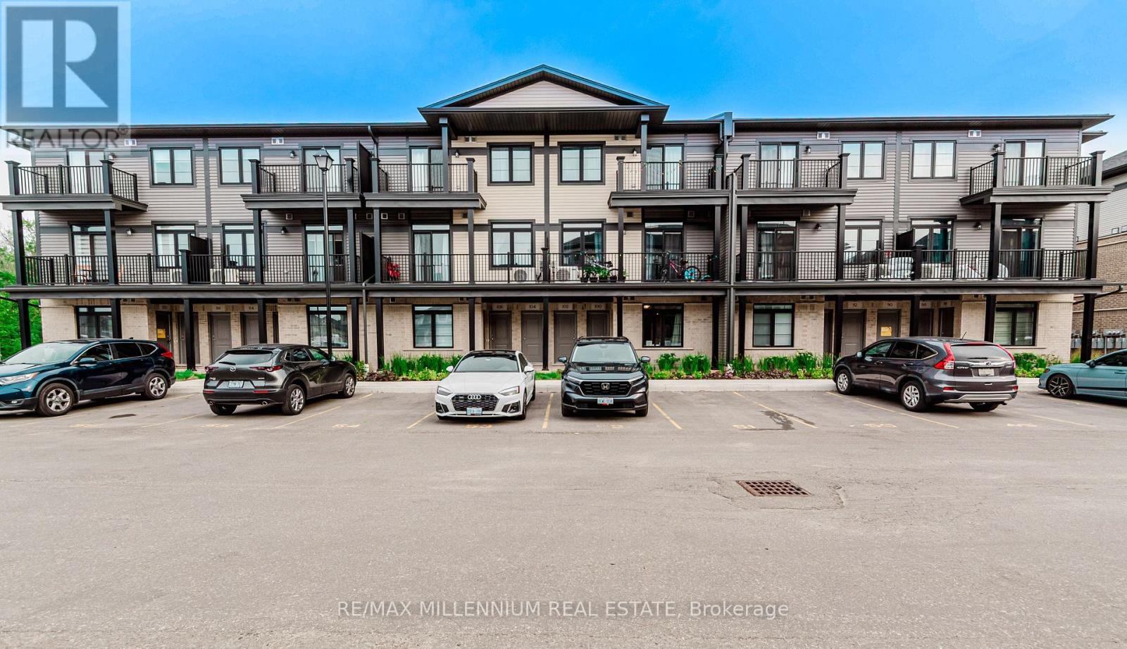 98 LOMOND LANE N, Kitchener, Ontario