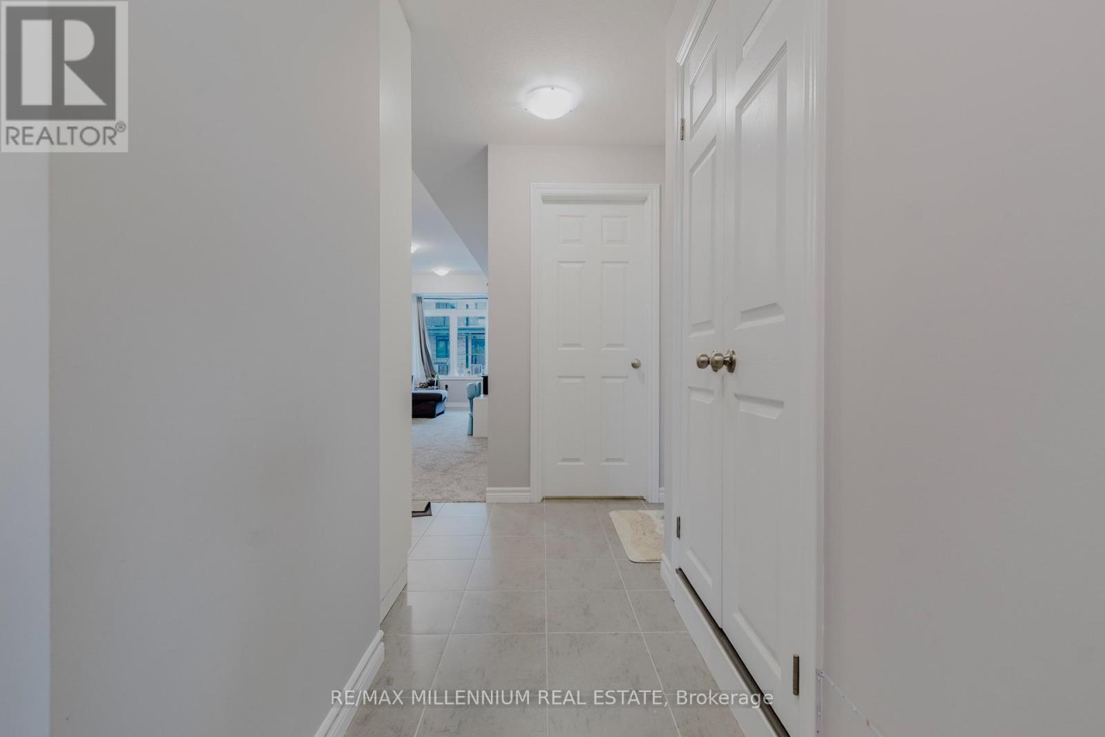 98 Lomond Lane N, Kitchener, Ontario  N2R 0T6 - Photo 16 - X12402106
