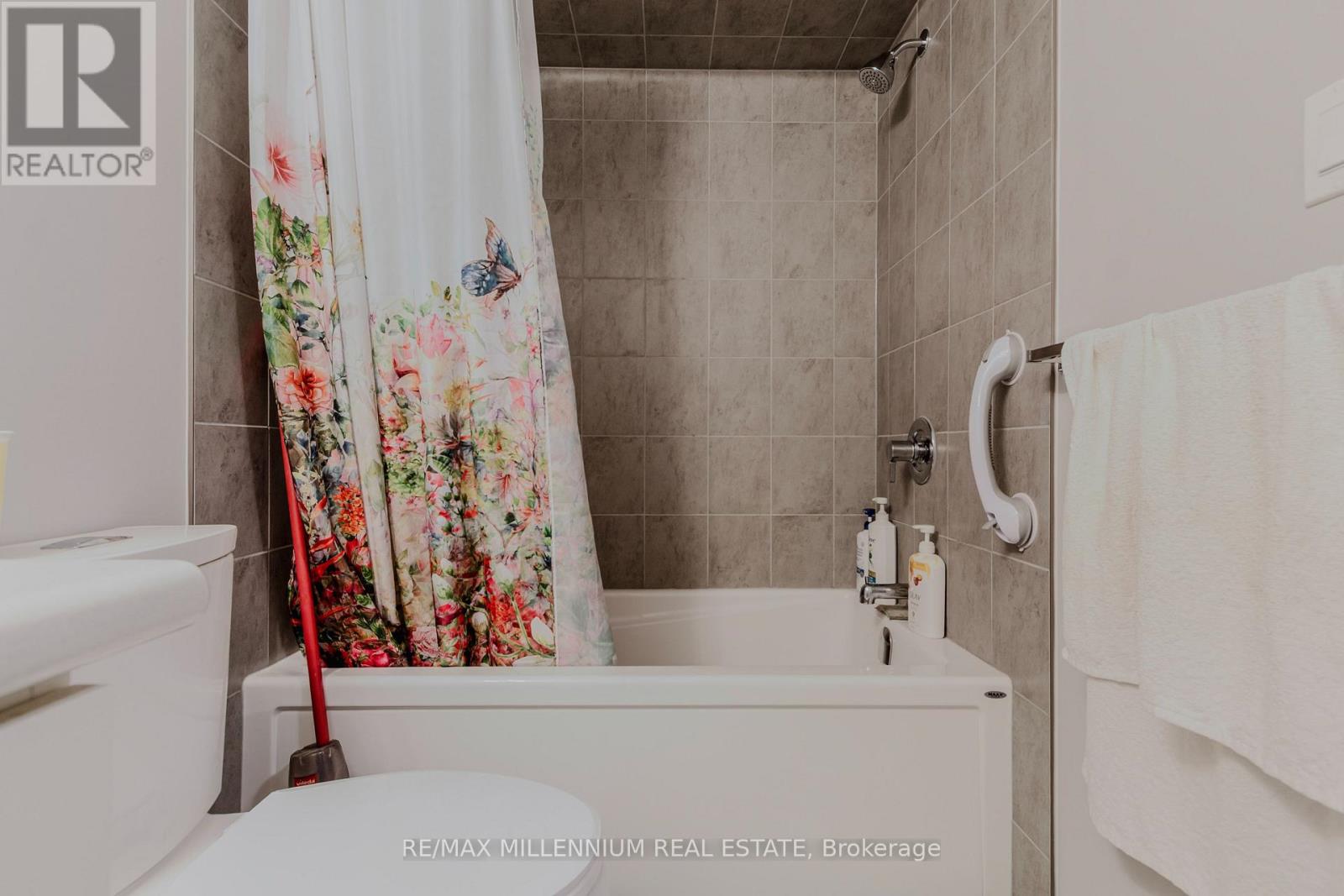 98 Lomond Lane N, Kitchener, Ontario  N2R 0T6 - Photo 19 - X12402106