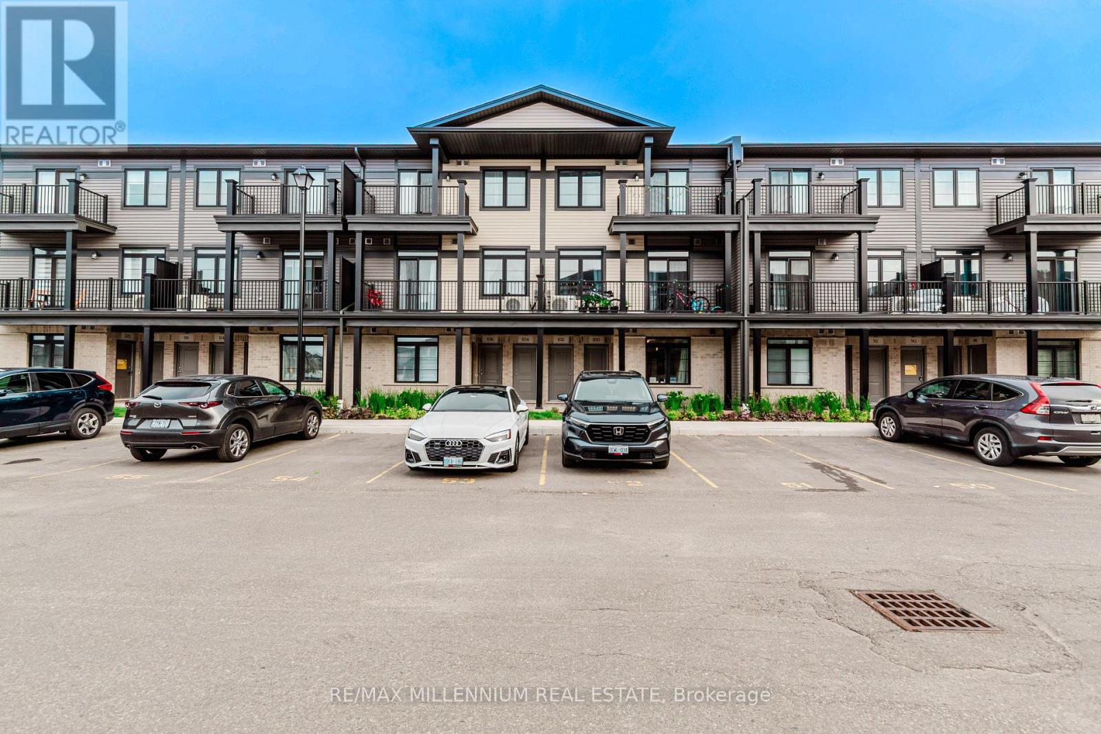 98 Lomond Lane N, Kitchener, Ontario  N2R 0T6 - Photo 2 - X12402106