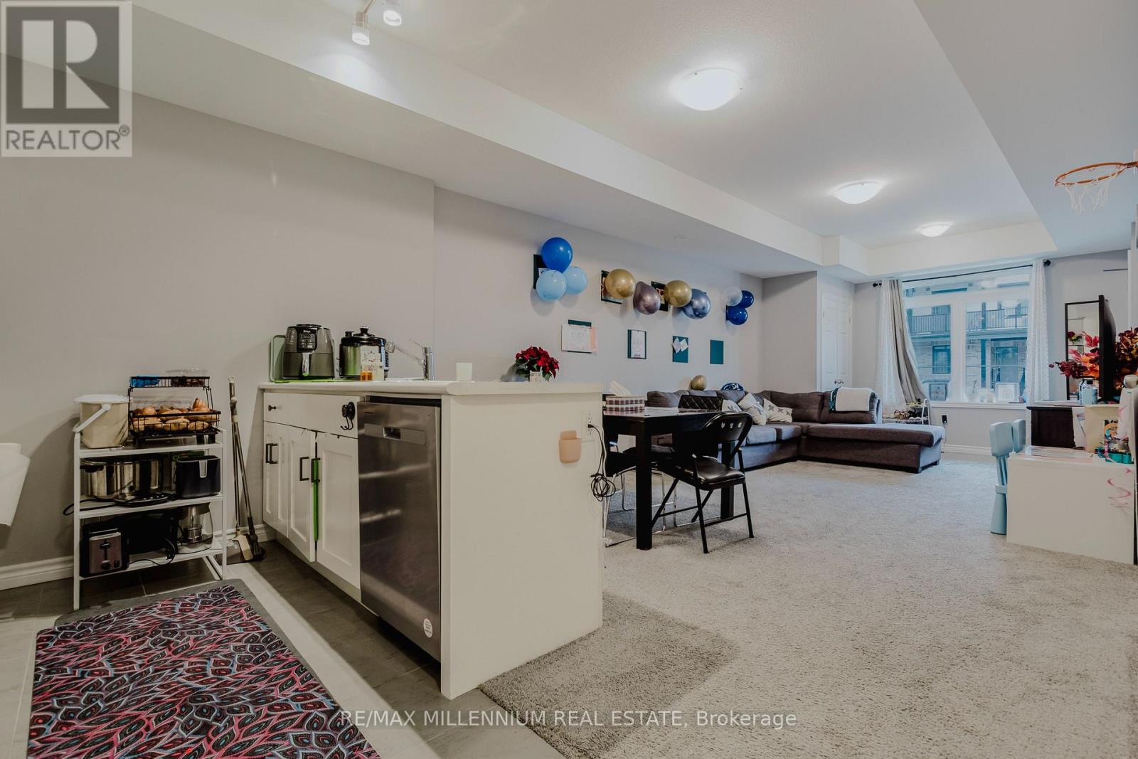 98 Lomond Lane N, Kitchener, Ontario  N2R 0T6 - Photo 21 - X12402106