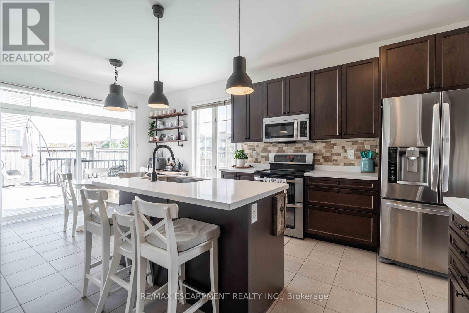 Property at 211 ODONNEL DRIVE image 2