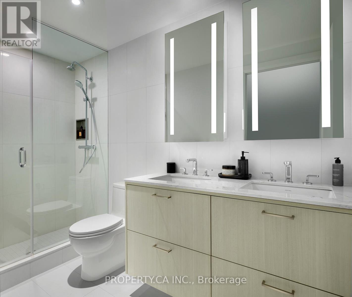 2205 - 470 Front Street W, Toronto (Waterfront Communities), Ontario  M5V 0V6 - Photo 6 - C12402150