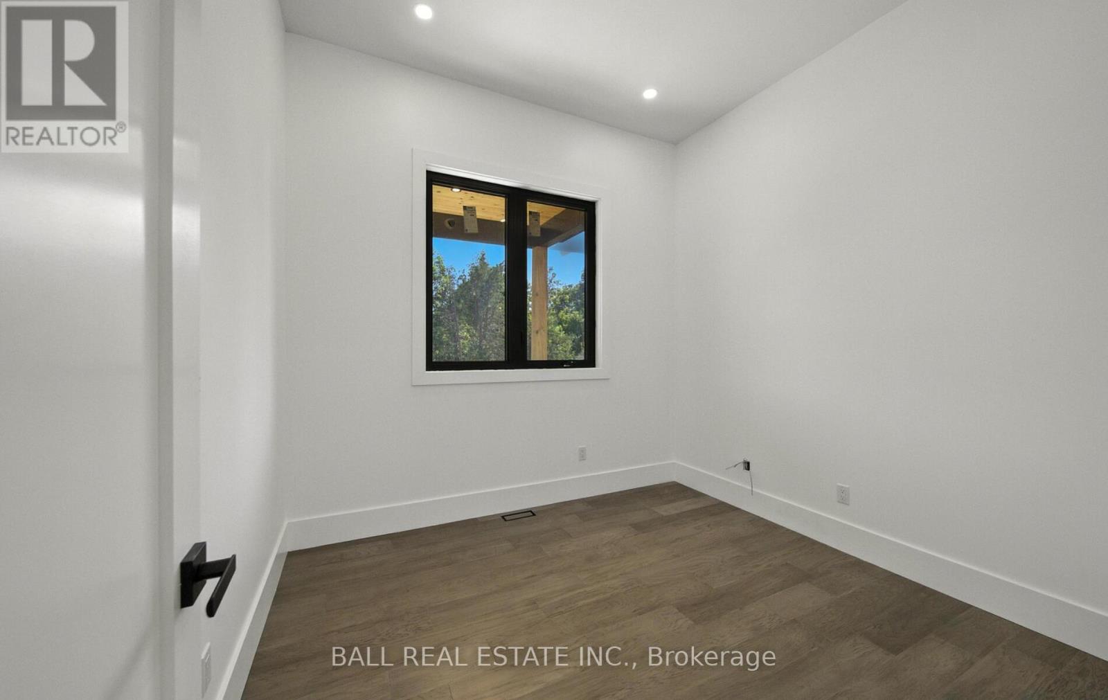 80 Birch Crescent, Kawartha Lakes, Ontario  K0M 1A0 - Photo 18 - X12402172