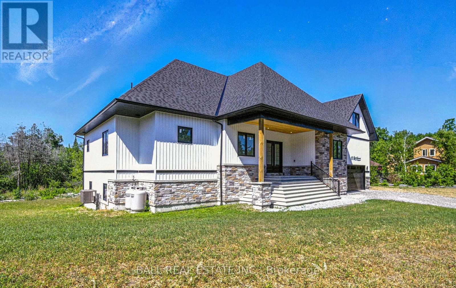80 Birch Crescent, Kawartha Lakes, Ontario  K0M 1A0 - Photo 6 - X12402172
