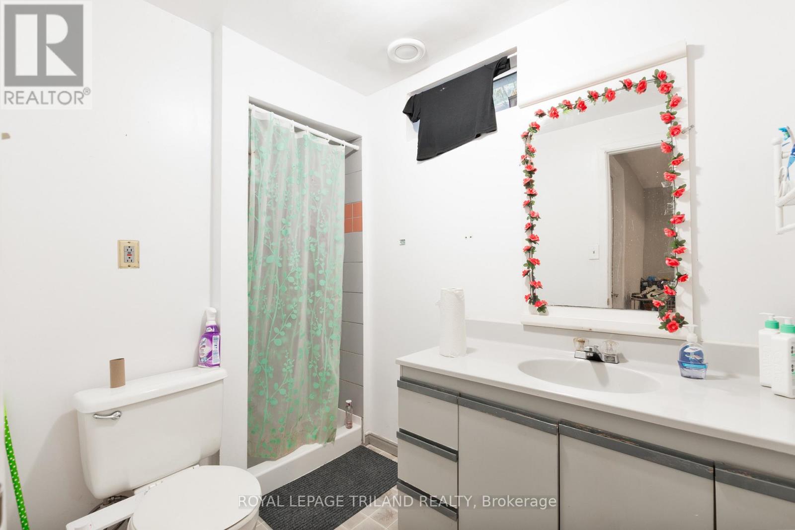26 Redwood Lane, London East, Ontario  N5V 4C4 - Photo 25 - X12402163