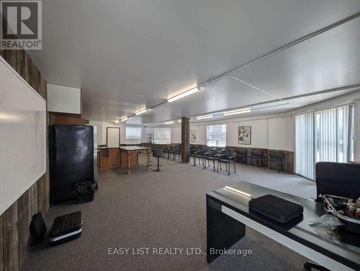 44-45 - 1010 Polytek Street, Ottawa, Ontario  K1J 9J3 - Photo 18 - X12402165