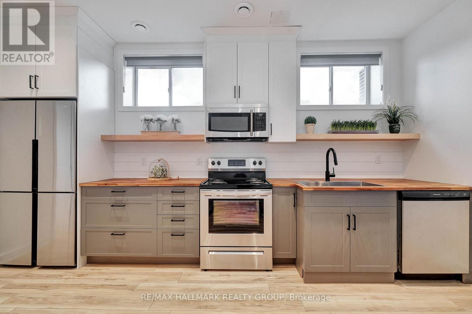 2 - 709a Carsons Road, Ottawa, Ontario  K1K 2H2 - Photo 15 - X12402183