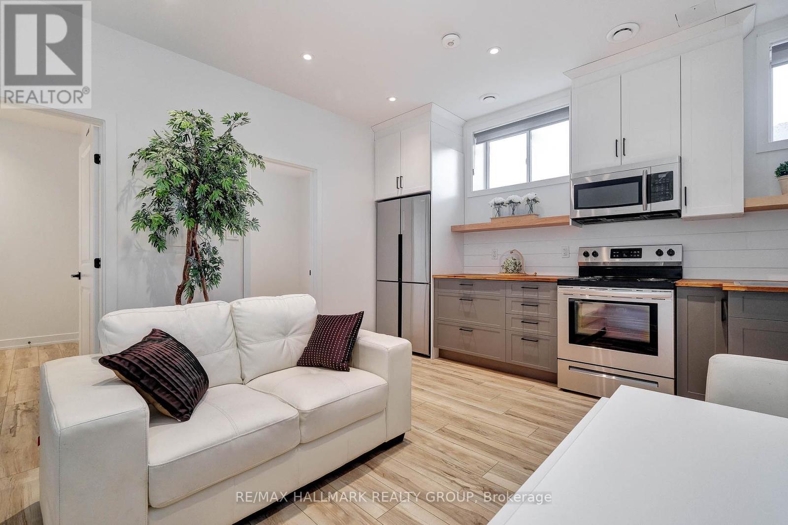 2 - 709a Carsons Road, Ottawa, Ontario  K1K 2H2 - Photo 9 - X12402183