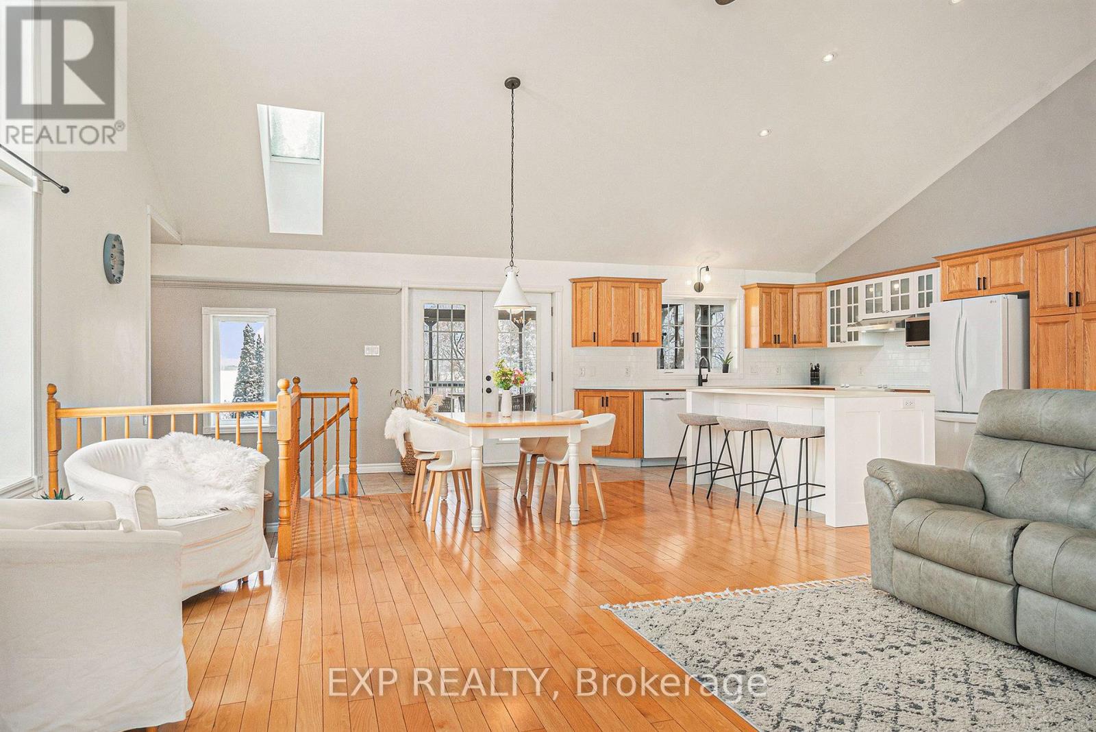 1508 St Andre Road, Russell, Ontario  K0A 1W0 - Photo 13 - X12402195