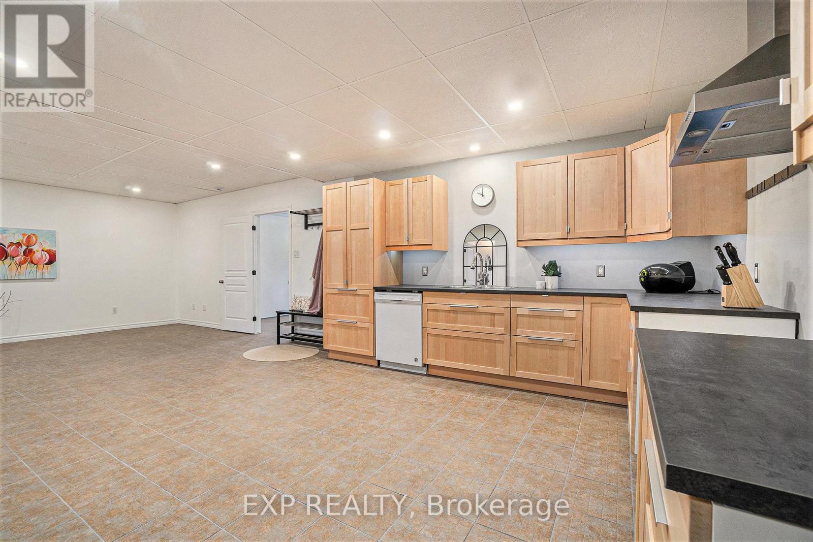 1508 St Andre Road, Russell, Ontario  K0A 1W0 - Photo 21 - X12402195