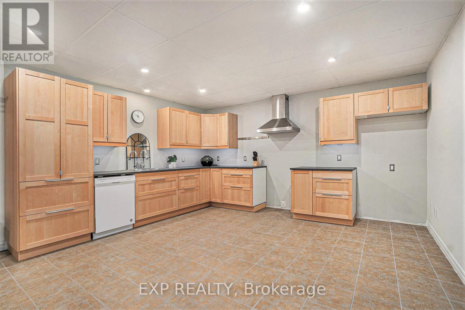 1508 St Andre Road, Russell, Ontario  K0A 1W0 - Photo 22 - X12402195