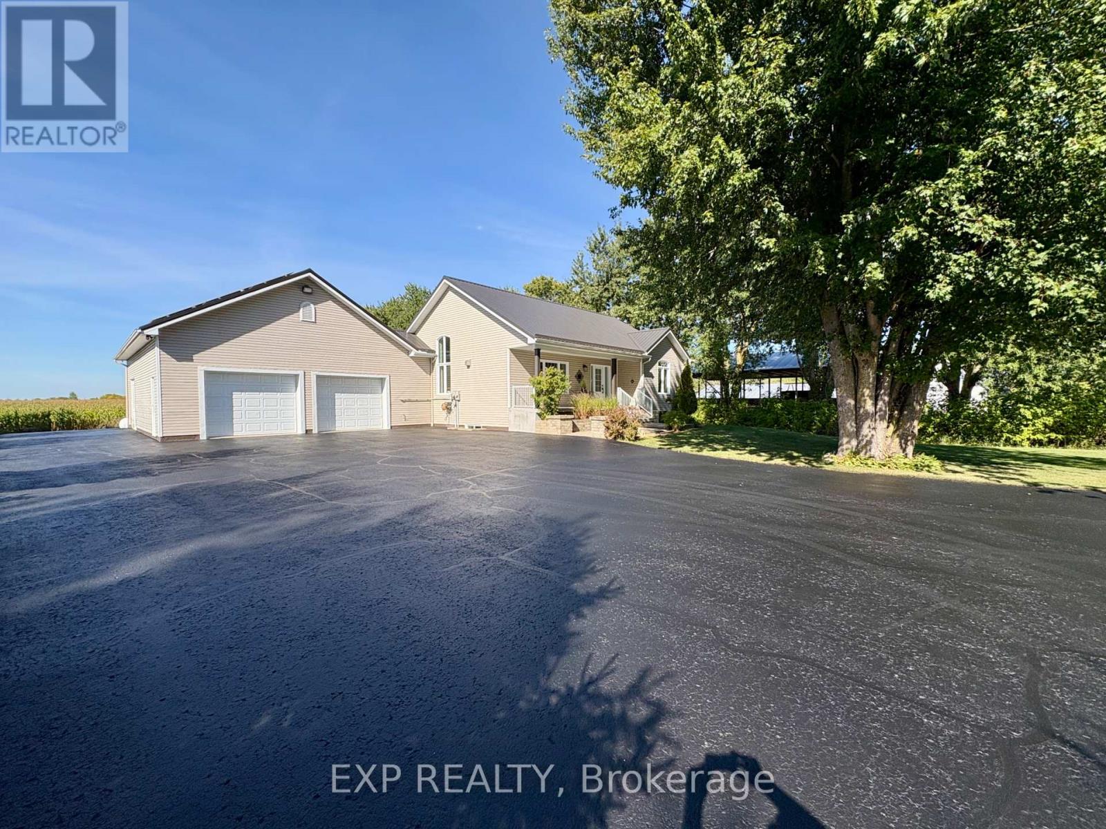 1508 St Andre Road, Russell, Ontario  K0A 1W0 - Photo 3 - X12402195