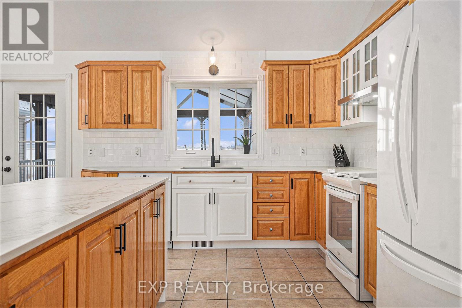 1508 St Andre Road, Russell, Ontario  K0A 1W0 - Photo 8 - X12402195