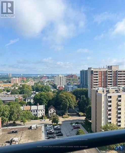 1301 - 212 King William Street, Hamilton, Ontario  L8R 0A7 - Photo 13 - X12402142