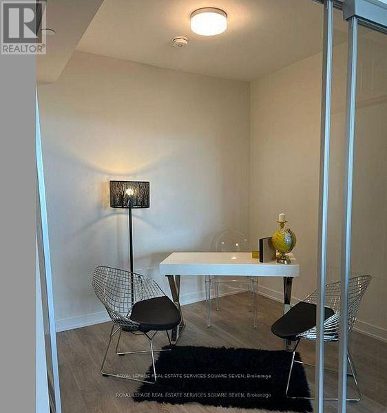 1301 - 212 King William Street, Hamilton, Ontario  L8R 0A7 - Photo 3 - X12402142