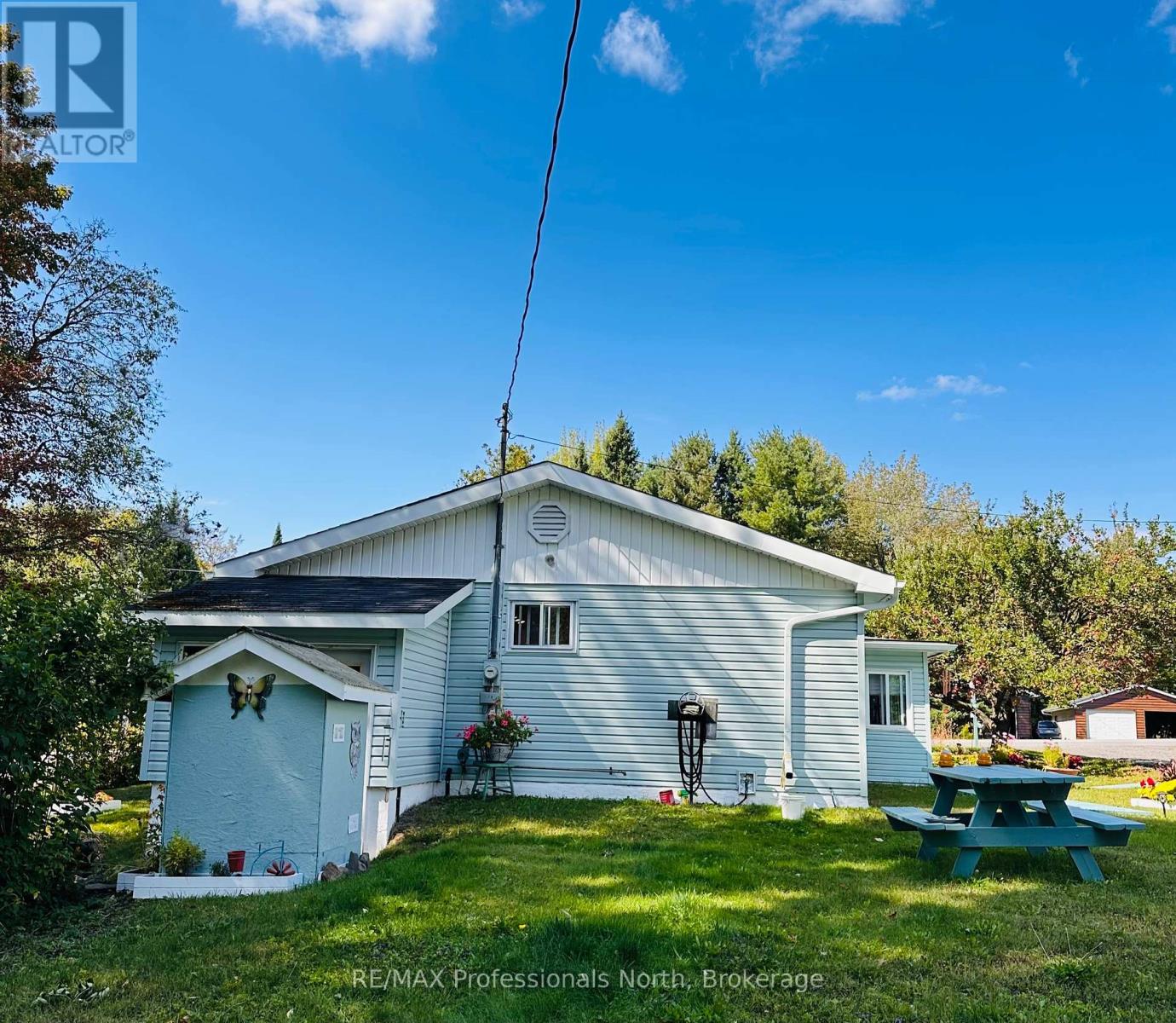 1671 Hwy 60 Highway, Huntsville, Ontario  P1H 1A2 - Photo 39 - X12400081