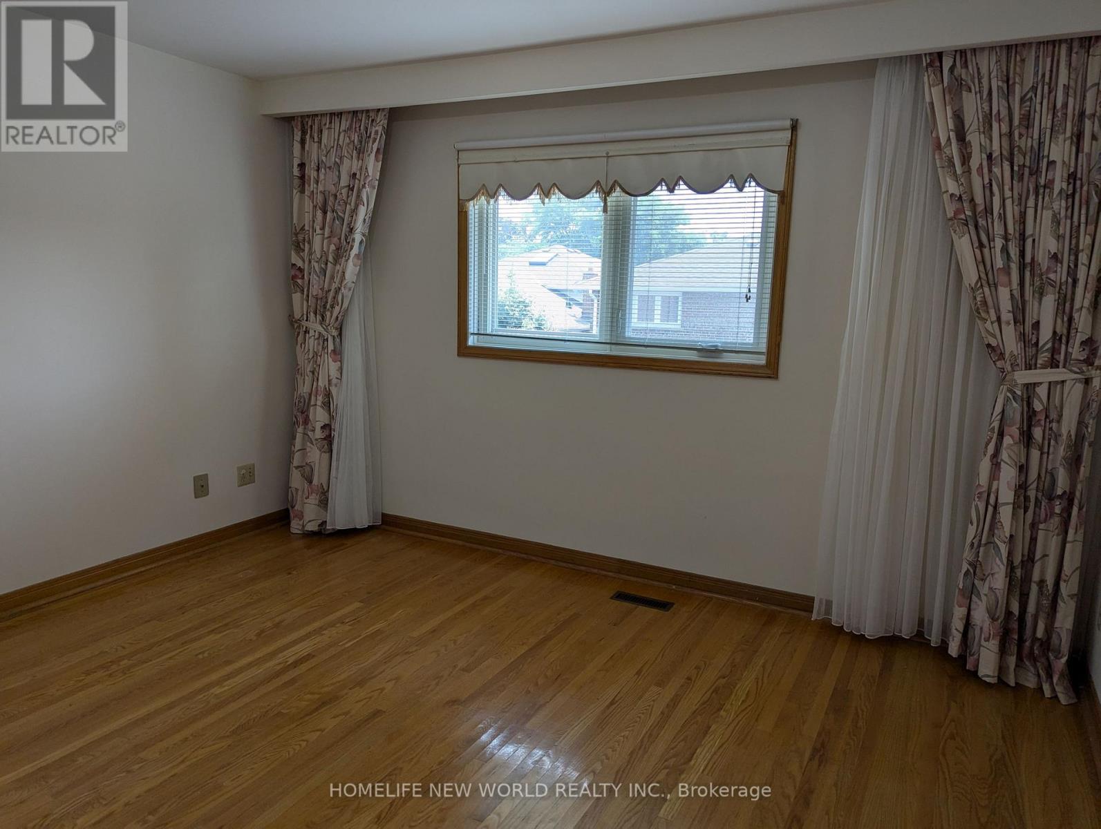 65 Lambeth Square, Toronto, Ontario  M1W 3B3 - Photo 12 - E12401106
